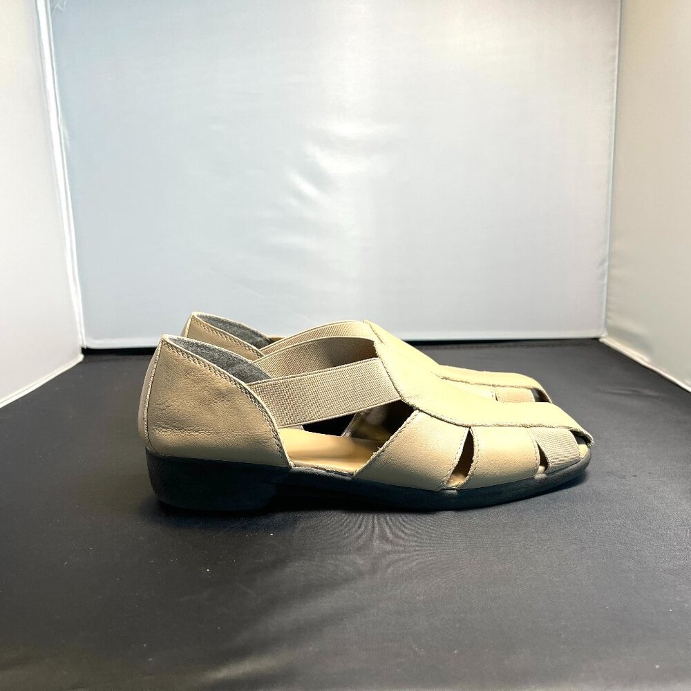 Women's Liz Baker‎ Shoes Size 9